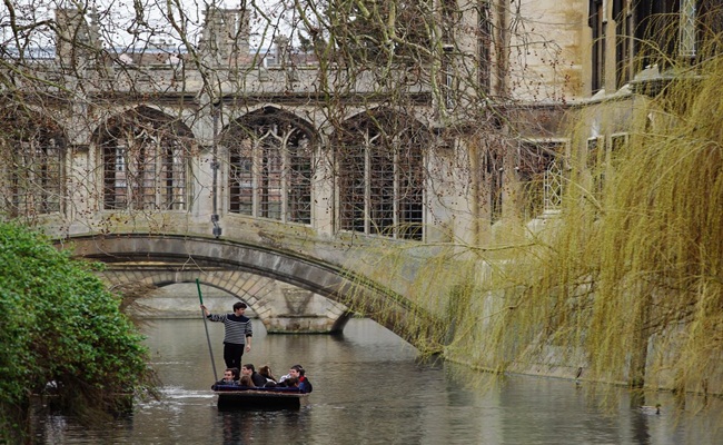 University of Cambridge Dan KitwoodGetty - [Eropa] 14 Sekolah Hukum Terbaik